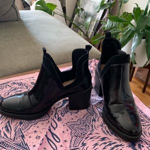 Zara Trafaluc cutout rubber boots